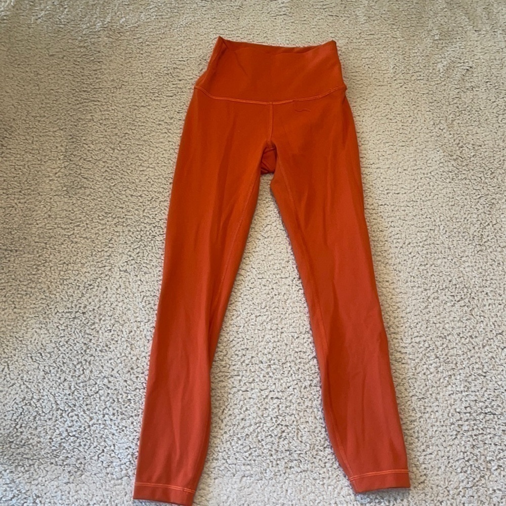 Lululemon Wunder Train High-Rise Tight 25"
Aztec Brick size 4